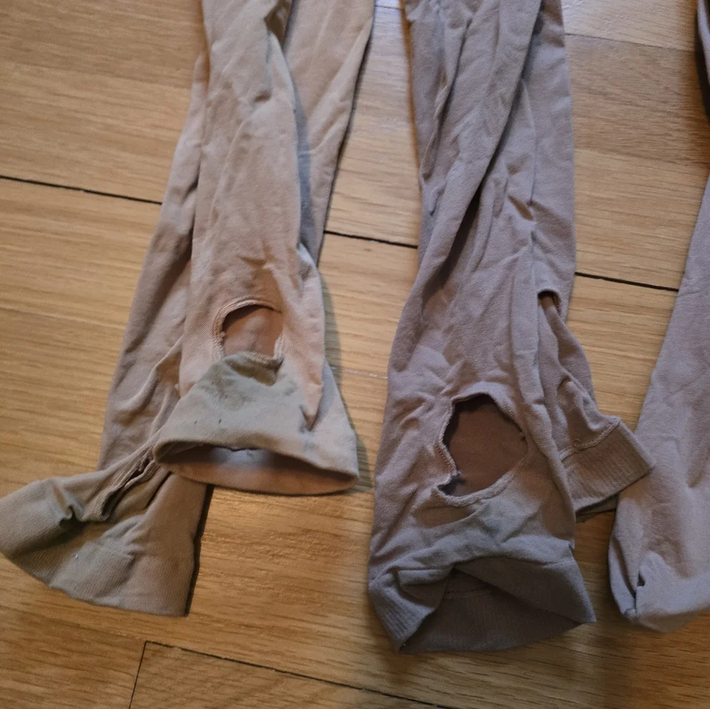 Bloch And Capezio Dance Tights bundle Sz MC